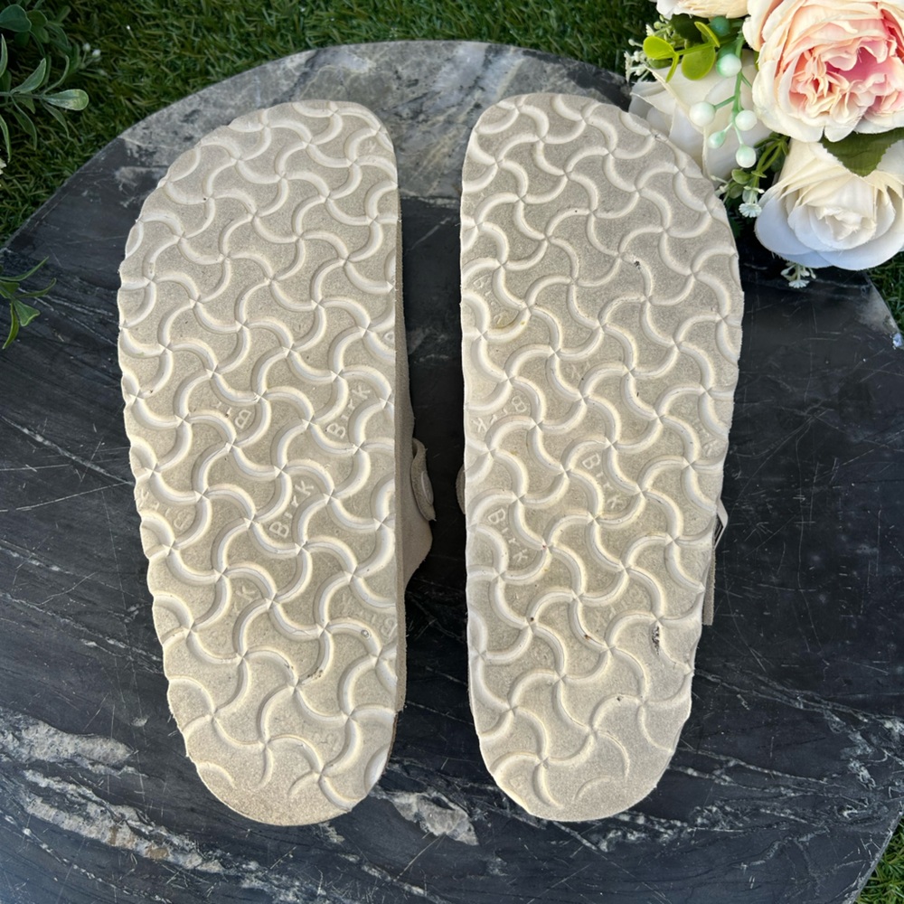 BIRKENSTOCK Boston Suede Leather 
Color: Oyster size UK 37 US 6-6.5 - Picture 15 of 16